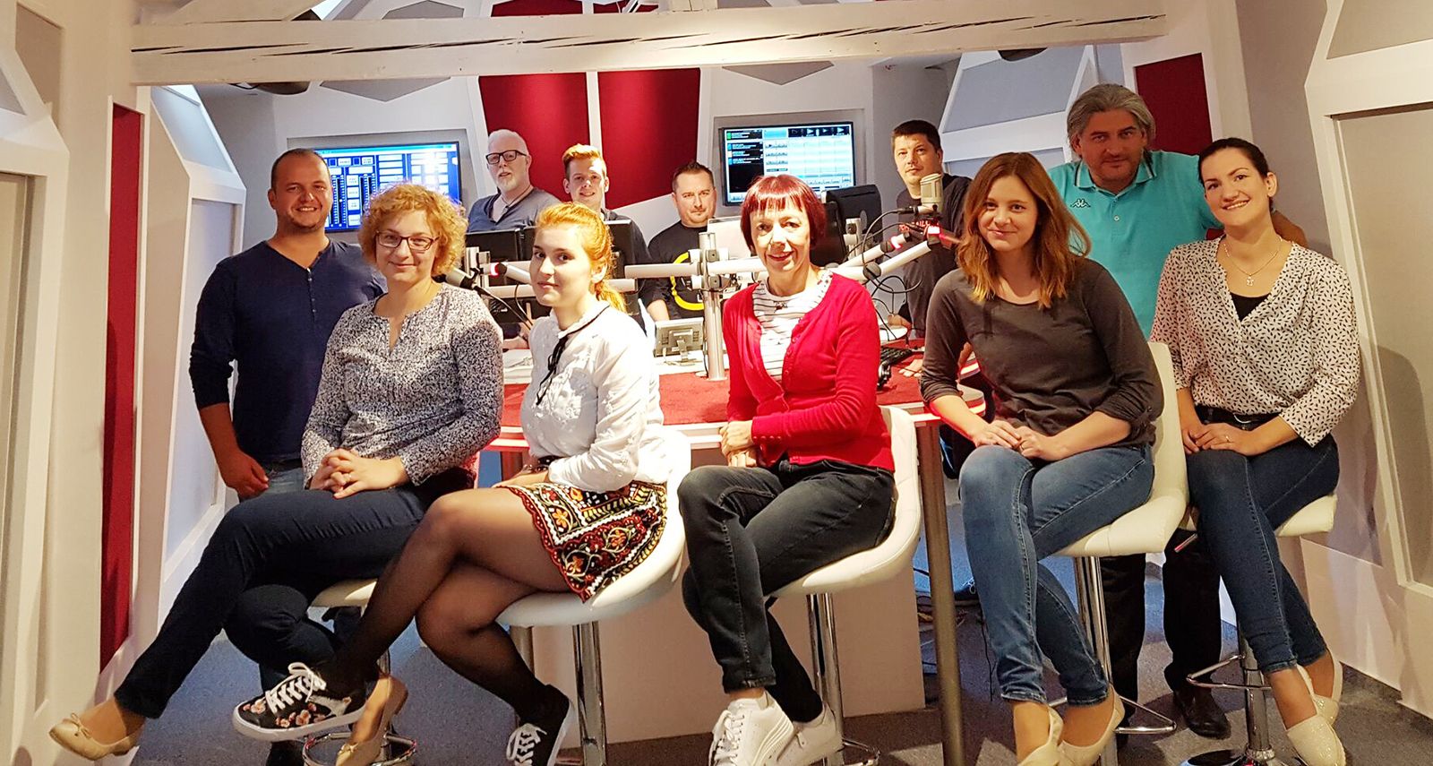 Ekipa Radija Istre u novom studiju