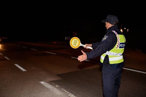 Istu registarsku oznaku koristio na dva motocikla