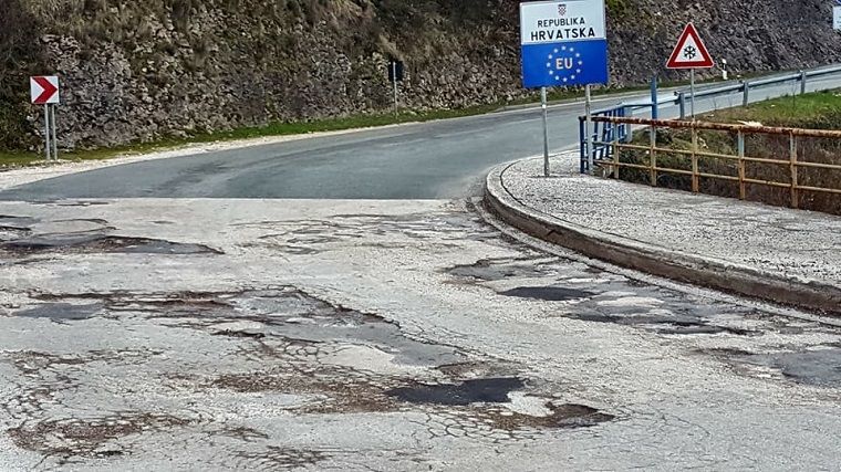 Granični prijelaz Kaštel (foto: TV Istra) 