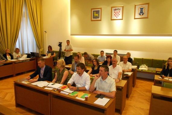 Pazinska oporba zbog prodaje gradskih prostora napustila Vijeće   