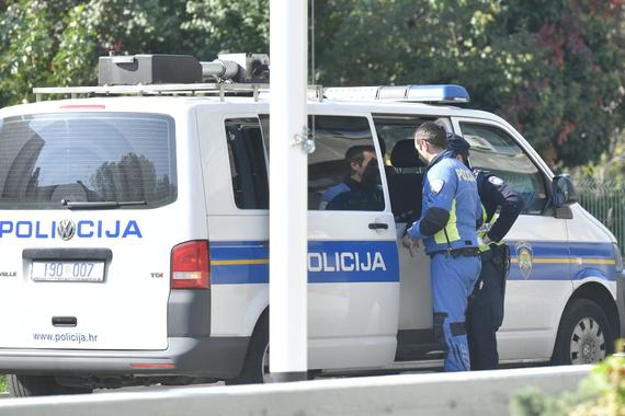 Na Ipsilonu kod Boruta prometna nesreća s tri vozila