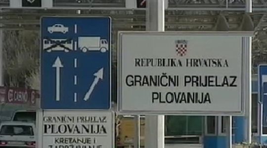 Dvojica Albanaca ukrali vozilo i pokušali ilegalno prijeći granicu