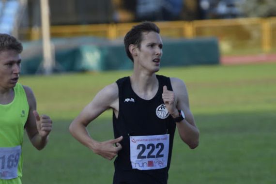 Supetarac Petar Bratulić prvak Hrvatske u polumaratonu