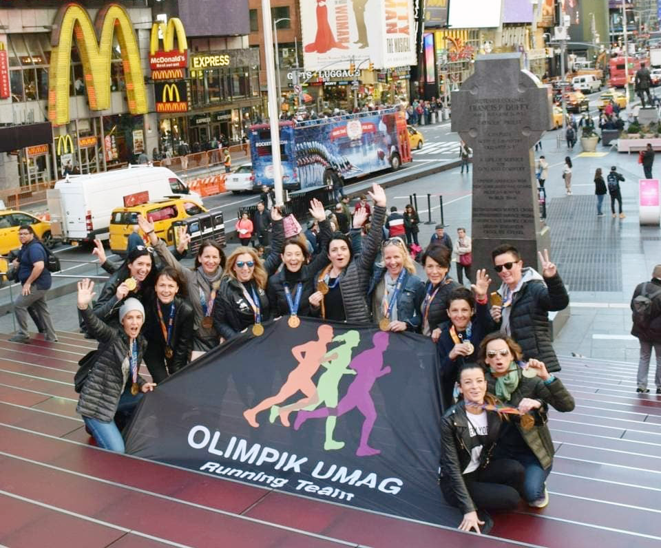 S medaljama na Times Squareu