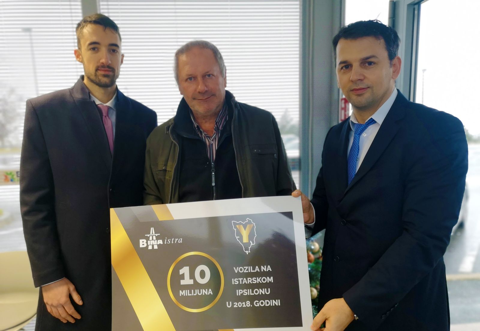 Na Istarskom ipsilonu u 2018. godini bilo je 10 milijuna vozila, a Bina Istra nagradila je 10 milijuntog vozača treningom sigurne vožnje