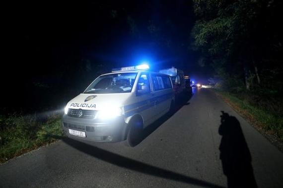 Bježao s ukradenim tablicama i sudarao se s policijskim vozilima