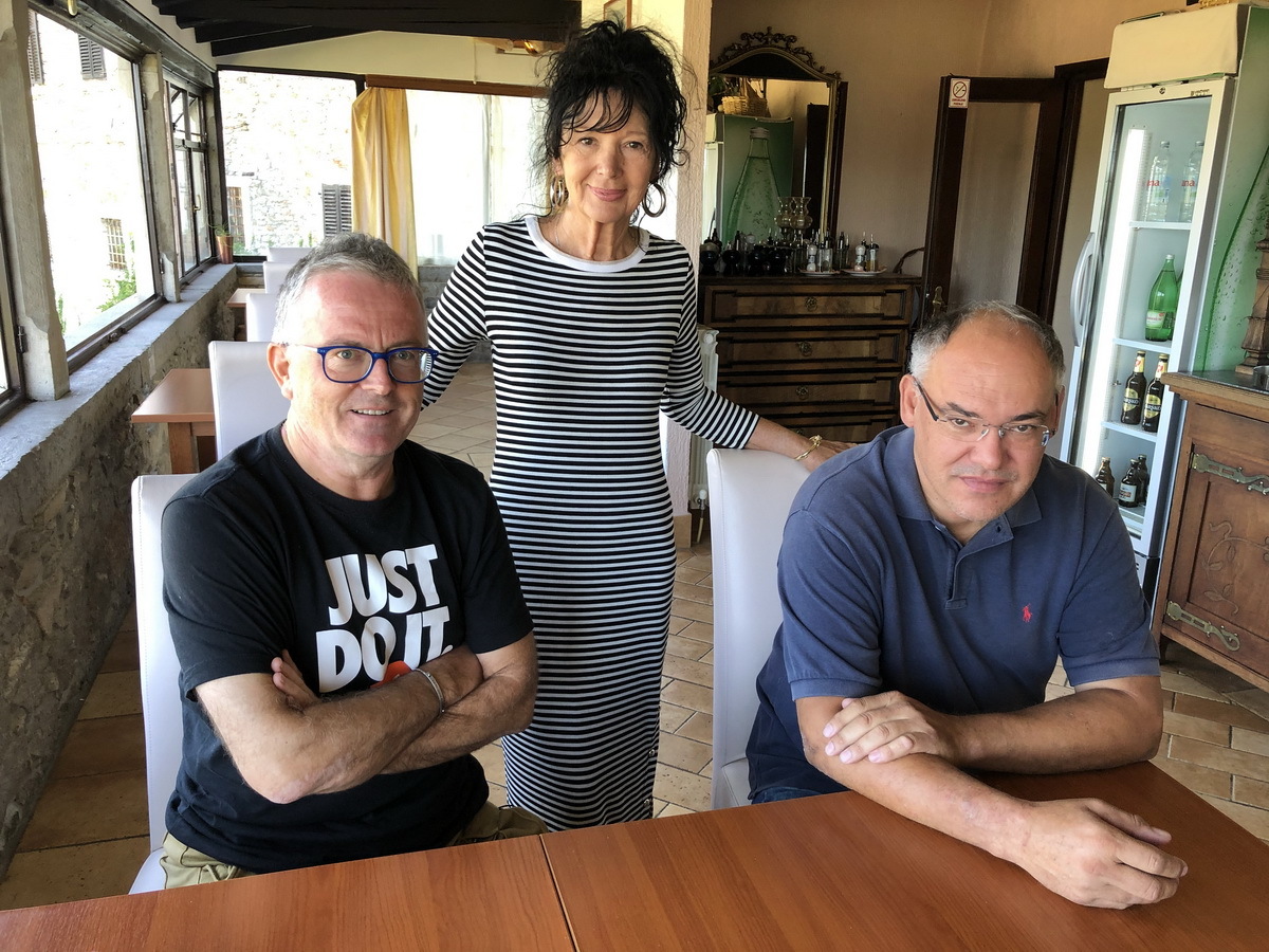 Nenad Čakić, Eleonora Matković i Damir Kajin u Buzetu