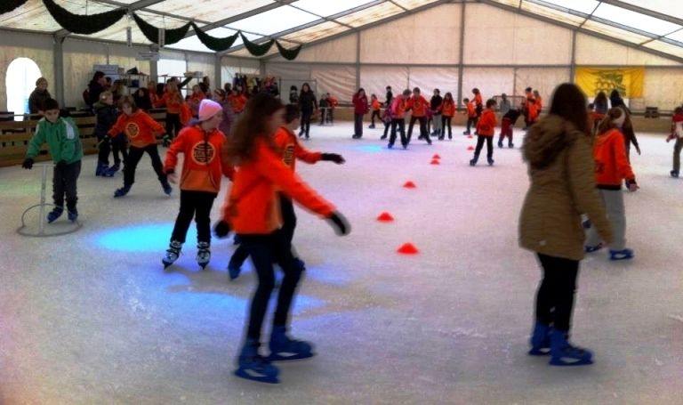 Zagrebački klub „Medveščak“ najstariji je i najpoznatiji klizački klub u Hrvatskoj