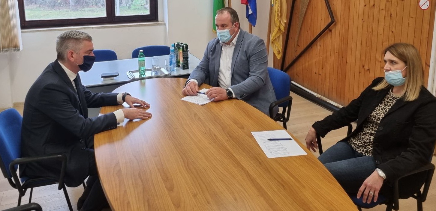 Radni sastanak u Cerovlju