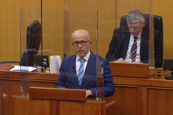 'Što će se dogoditi državi kada se više ne budu mogli vraćati dugovi?'