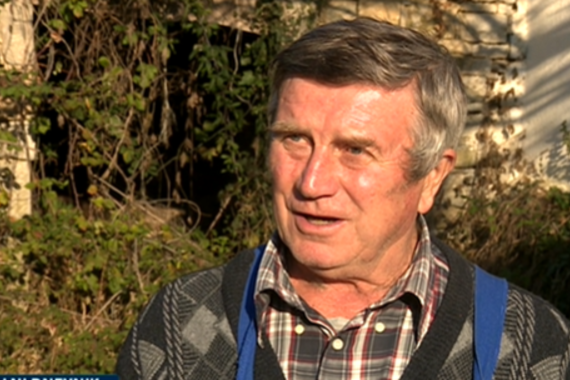 U Brčinima živi samo Serđo s majkom: 'Otišli su svi'