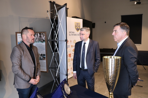 Miletić i Demetlika posjetili Bratulića  
