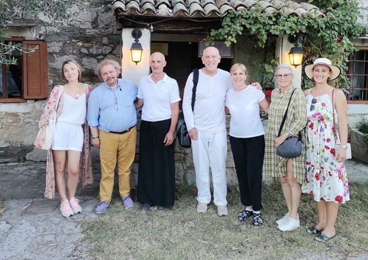 John Malkovich u dobrom društvu ispred Toklarije