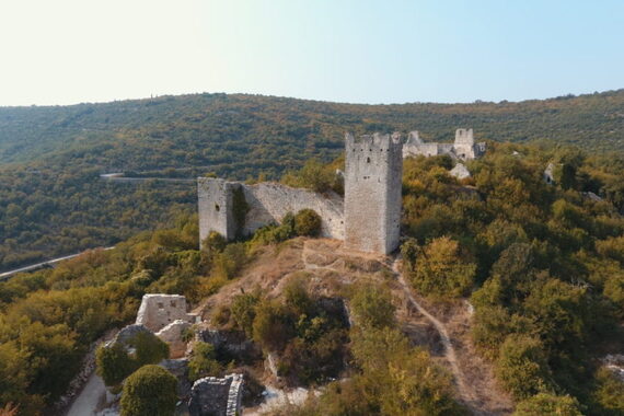 Dođite na koncert ansambla Syrenarum u Dvigrad