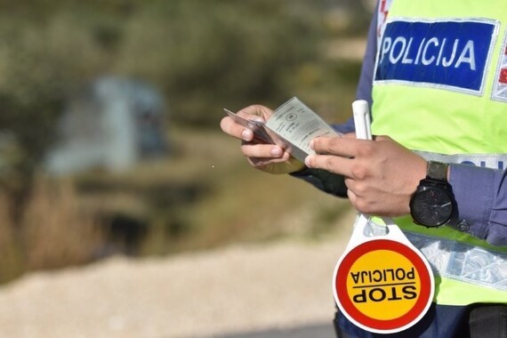 Vozio i pričao na mobitel, odbio alkotestiranje, prijetio policajcu