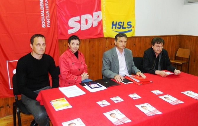 Predstavnici koalicije na medijskoj konferenciji