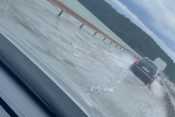Evo kako se jučer vozilo po Antenalu (video)