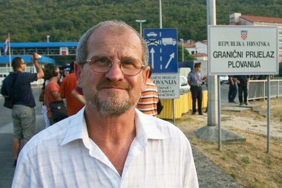 Tudi tukaj je fešta: Proslava ulaska u EU ispred kuće Joška Jorasa