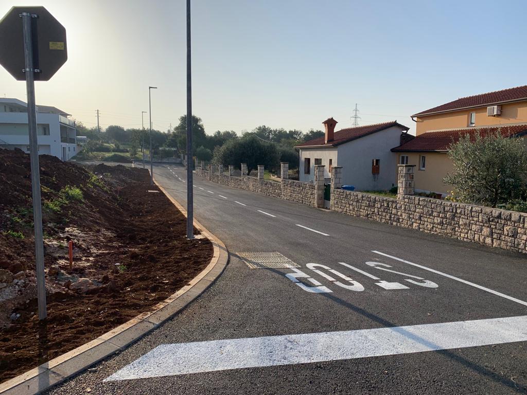Prometnica u Fratricima