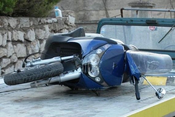 Poreč: U prometnoj nesreći teško ozlijeđen motociklist