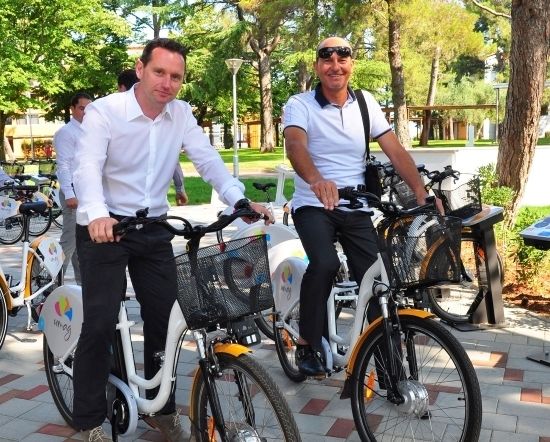 Sustav trenutno raspolaže s ukupno 93 bicikla koja su stacionirana na 5 punktova