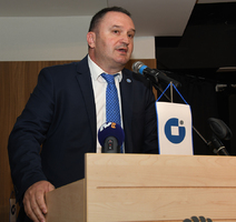 Robert Momić