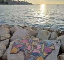 Mozaik u stalnom postavu - WHERE SUMMER BLOOMS - A SEASIDE MOSAIC - OK1