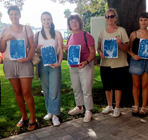 Radionica cijanotipije - polaznice i voditeljica Sabina Damiani
