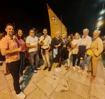 Veselo društvo na festivalu