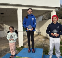 Djevojčice do 12 godina na postolju, 3. Lancia Kliba (JK Clivo, Medulin), 1. Petra Barbić (JK Vega, Pula), 2. Catherine Poropat (JK Horizont, Poreč)