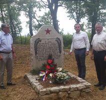 Polaganje vijenca