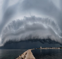 Shelf cloud Diga