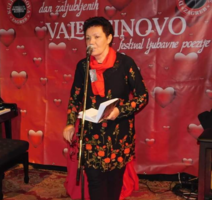 Slavica Lončarić Đugum (Pula) govori stihove "Ipak smo se voljeli"