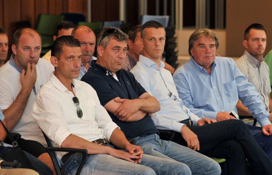 Na sjednici je bio i počasni predsjednik stranke Ivan Jakovčić