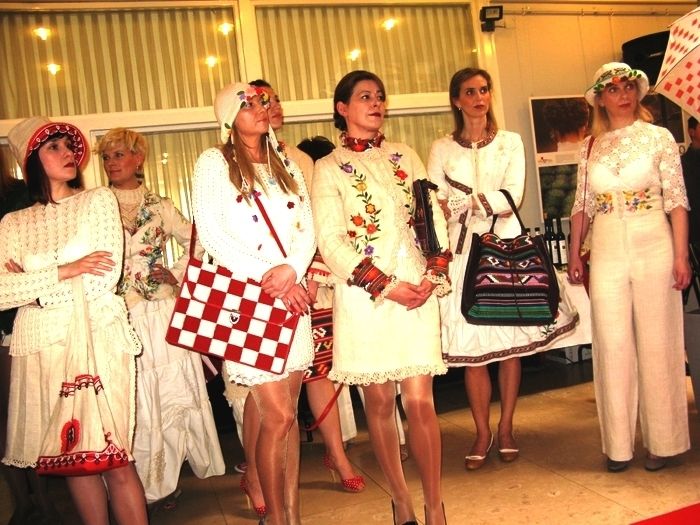 U sklopu F&W festivala održat će se  modna revija dizajnerice Mine Petre