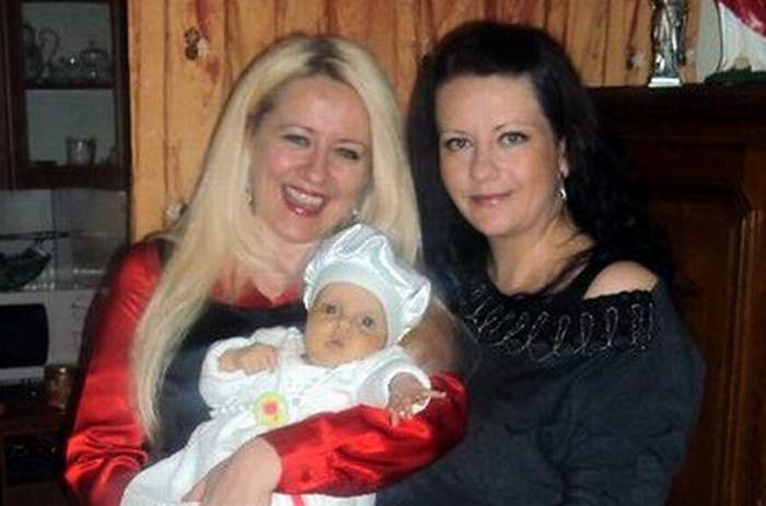 Ilijana s mamom Marijom (desno) i maminom sestrom Ružom.