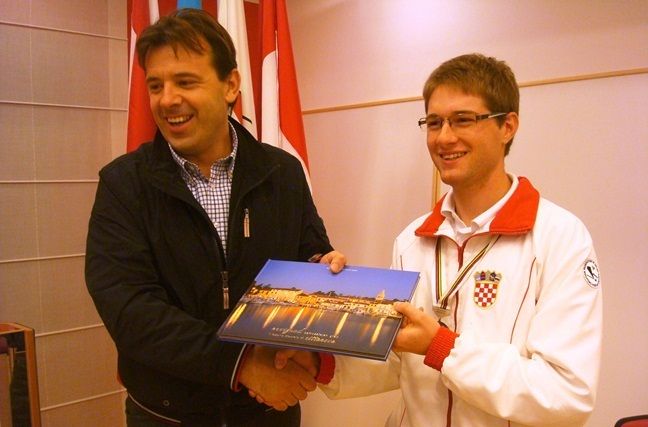 Grad će na račun ŠRD-a uplatiti 10.000 kuna kao nagradu za ostvarene uspjehe