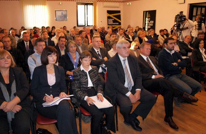 U ime uprave HEP-a raspravi je prisustvovao Velimir Rajković 