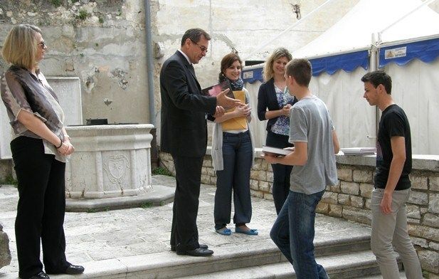 Dodjela nagrada najuspješnijim sudionicima - Benjaminju Sadriću i Kruni Nikačeviću