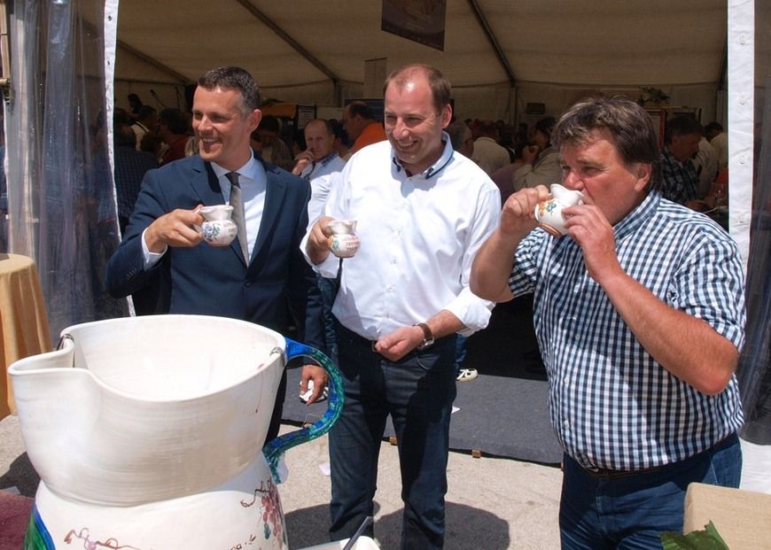...popili..