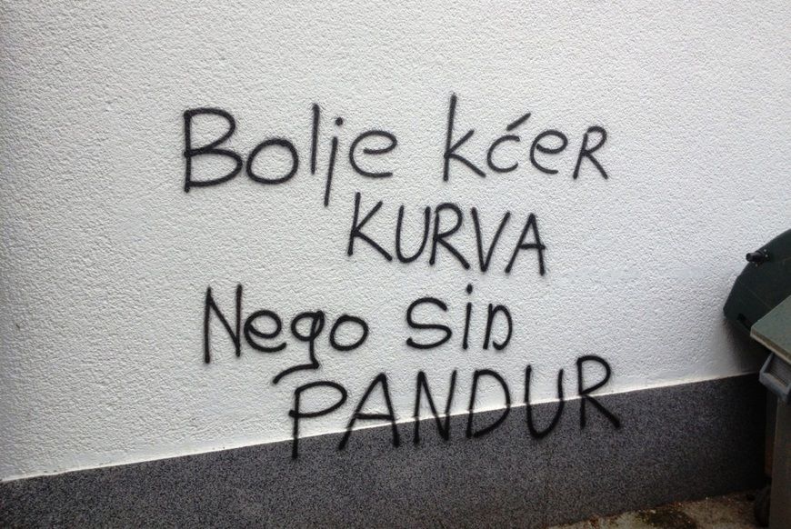 Natpis sa zida...