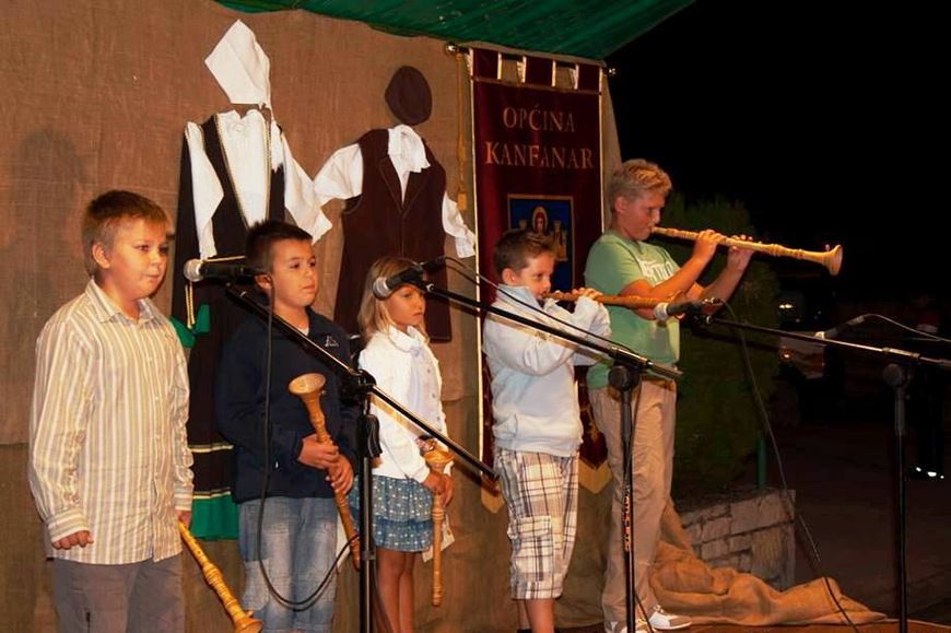 Medulinsko Društvo kulturno-umjetničkog stvaralaštva Mendula