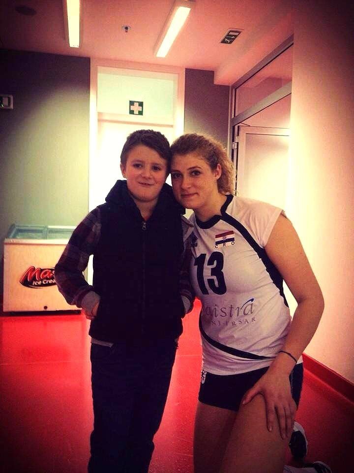 Samanta Fabris s malim navijačem iz Rovinja