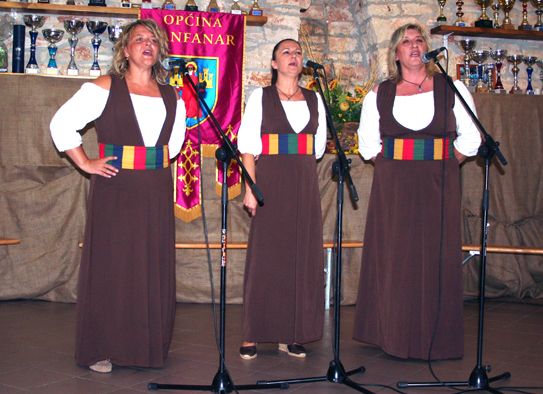 Vokalna skupina Brajde iz Poreča