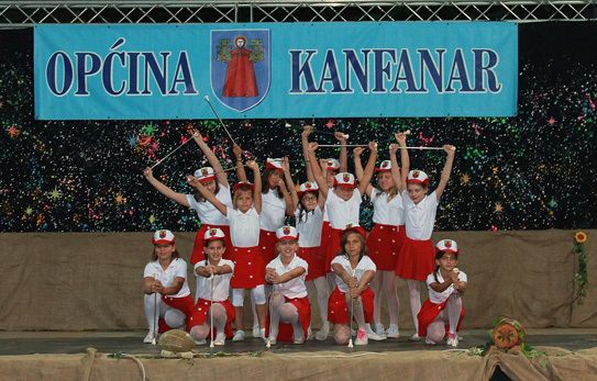 Mažoretkinje KUD-a Dvigrad