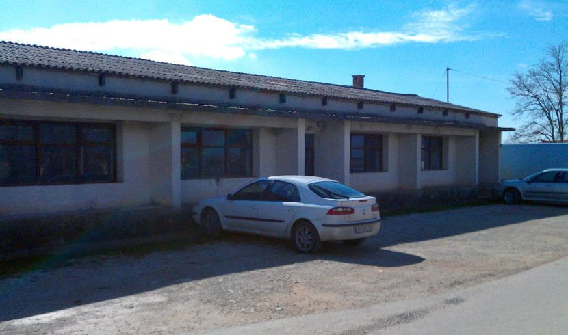 Društveni dom u Žbandaju