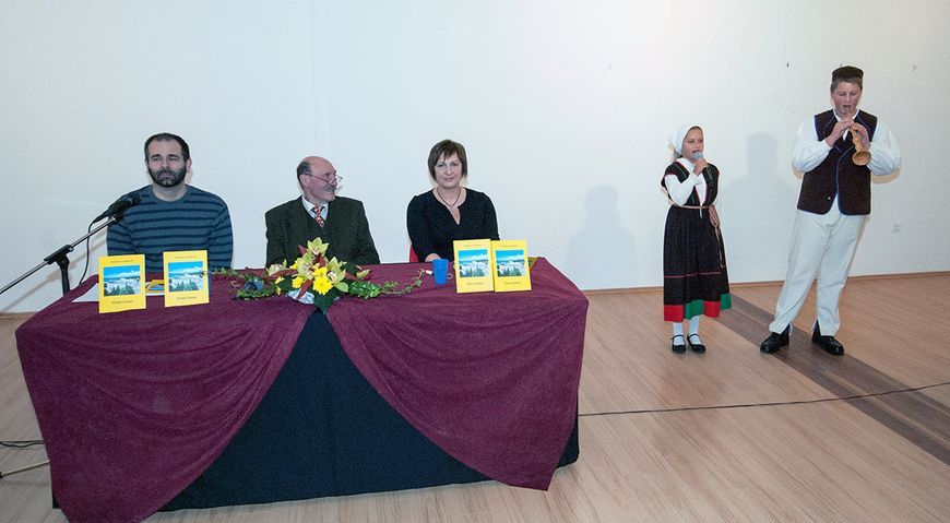 Nastup Emili i Danijela Radolovića