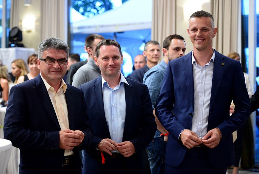 Gradonačelnik Edi Stifanić, predsjednik Uprave Valamara Željko Kukurin i župan Istarske županije Valter Flego